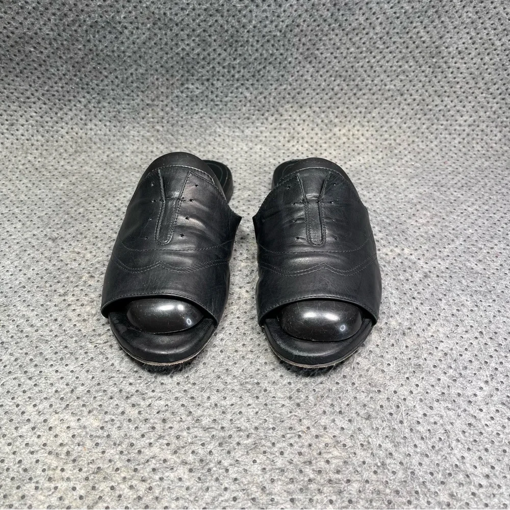 Charles David Black Leather Slip On Shoes Size 6.5 Women’s - Picture 3 of 8